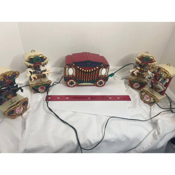Mr Christmas Holiday Carousel Music Box with 4 Animal Moving Carousels - Picture 1 of 12